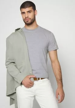 Selected Homme SLHNORMAN MINI STRIPE TEE - T-shirt Basique - Winter Moss/bright White 9 Selected Homme SLHNORMAN MINI STRIPE TEE - T-shirt Basique - Winter Moss/bright White -Selected Homme Soldes Boutique 79eb688c329947369a766111ab0be1e0