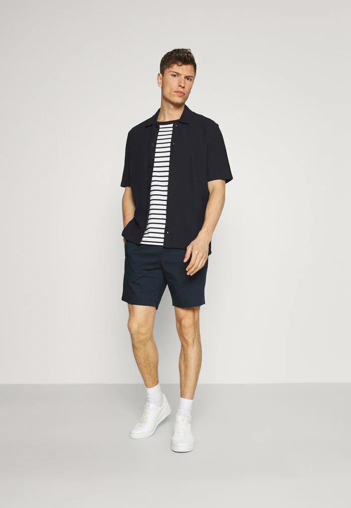 Selected Homme SLHCARBOL - Short - Sky Captain 2 Selected Homme SLHCARBOL - Short - Sky Captain – Image 2