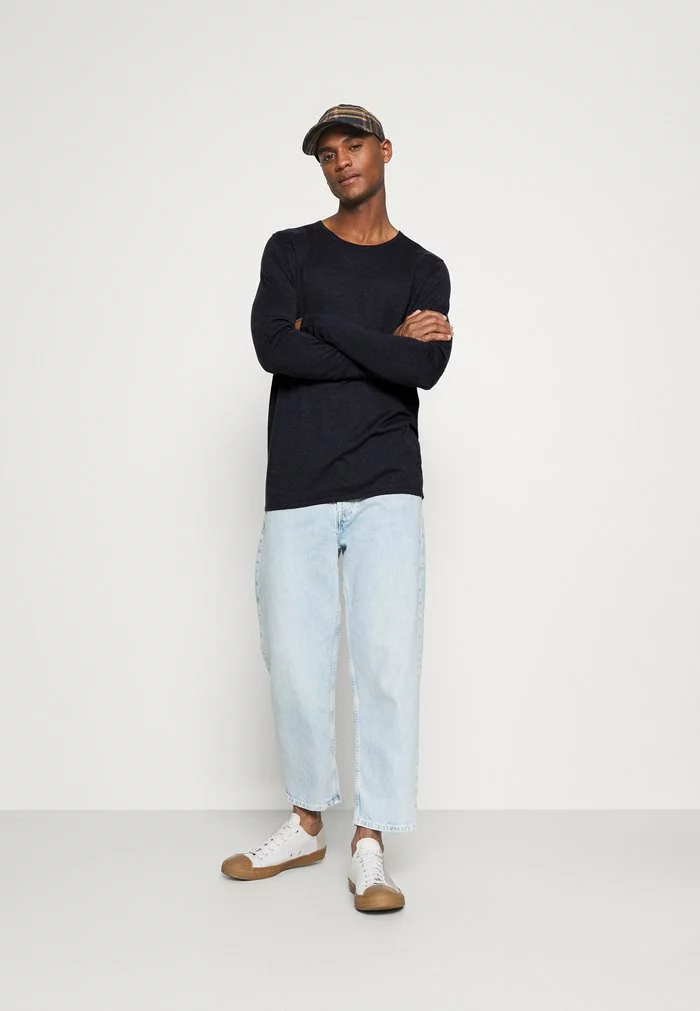 Selected Homme SLHROME LS CREW NECK G NOOS - Pullover - Dark Sapphire 2 Selected Homme SLHROME LS CREW NECK G NOOS - Pullover - Dark Sapphire – Image 2