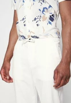 Selected Homme SLIMTAPERED NEWTON - Pantalon Classique - Cloud Dancer -Selected Homme Soldes Boutique 7f0fa185cbd84bdfbf88ad264758c5fd