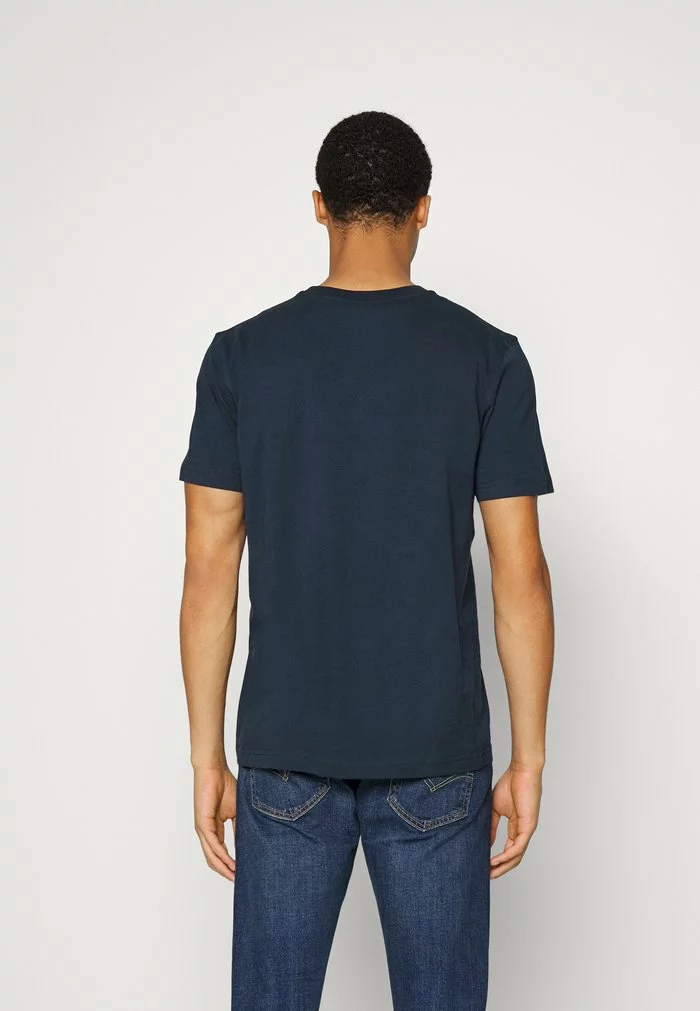 Selected Homme SLHNALE ONECK TEE - T-shirt Imprimé - Navy Blazer 3 Selected Homme SLHNALE ONECK TEE - T-shirt Imprimé - Navy Blazer – Image 3