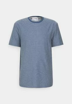 Selected Homme SLHRELAXTRISTAN STRIPE O NECK - T-shirt Imprimé - Federal Blue/egret -Selected Homme Soldes Boutique 85b96f19cb3b4aa381371cbabddb2240