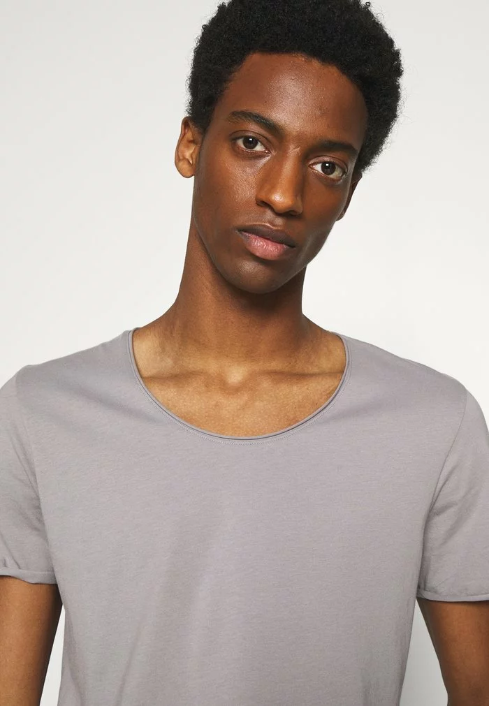 Selected Homme SLHNEWMERCE O NECK TEE 3PACK - T-shirt Basique - Navy Blazer/frost Gray/winetastin 6 Selected Homme SLHNEWMERCE O NECK TEE 3PACK - T-shirt Basique - Navy Blazer/frost Gray/winetastin – Image 6