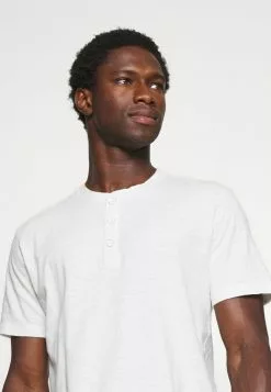 Selected Homme SLHDUKE SPLIT NECK TEE - T-shirt Basique - Egret -Selected Homme Soldes Boutique 8a8033b8a85a4080a1402b5e4907019d
