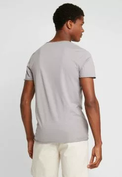 Selected Homme SLHNEWMERCE O-NECK TEE - T-shirt Basique - Frost Gray -Selected Homme Soldes Boutique 8b96d918c2274d07a81d8c9fd00bbc61