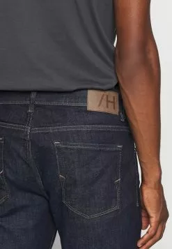 Selected Homme SLHSLIM LEON - Jean Droit - Dark Blue Denim 9 Selected Homme SLHSLIM LEON - Jean Droit - Dark Blue Denim -Selected Homme Soldes Boutique 8c6923f12d5d4a749b042d2e5a21a884