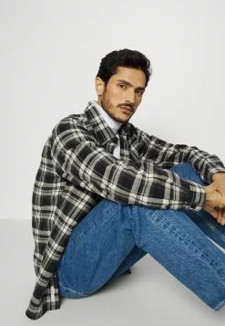 Selected Homme SLHRORY ROLL NECK TEE - T-shirt à Manches Longues - Bright White -Selected Homme Soldes Boutique 938b1618ebe646038f9ed959a5a18db2