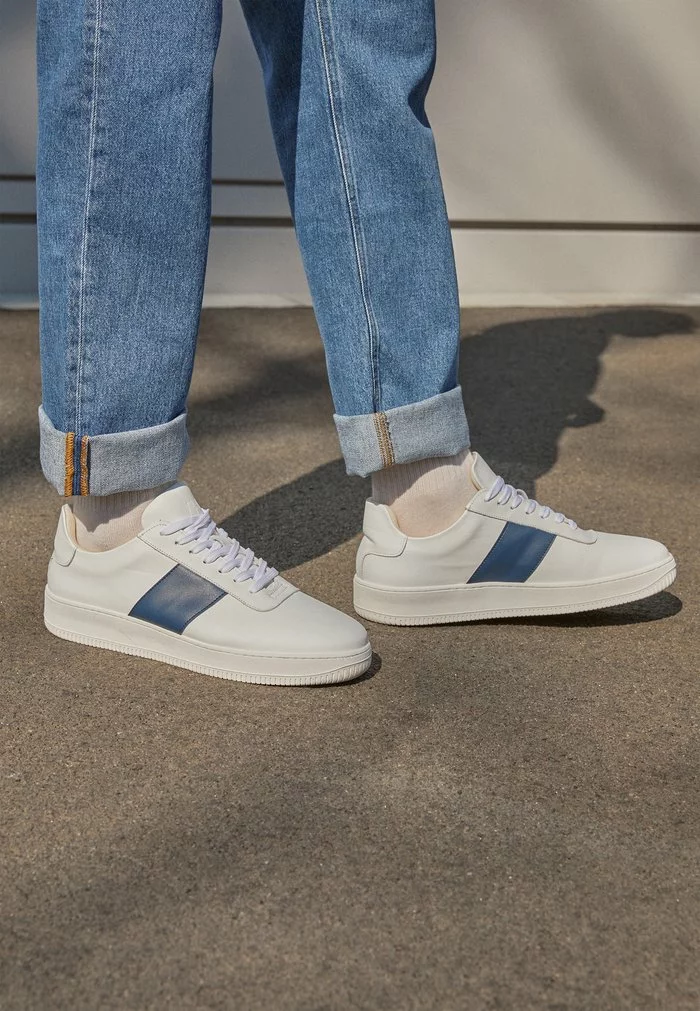 Selected Homme SLHOSCAR CLEAN - Baskets Basses - Dark Navy 3 Selected Homme SLHOSCAR CLEAN - Baskets Basses - Dark Navy – Image 3