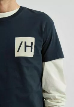 Selected Homme T-shirt Imprimé - Sky Captain 10 Selected Homme T-shirt Imprimé - Sky Captain -Selected Homme Soldes Boutique 946665c5a62842a0b6340b6b86847141