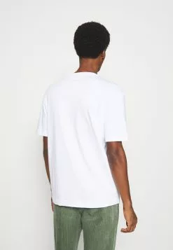 Selected Homme SLHLOOSEGILMAN O NECK TEE - T-shirt Basique - Bright White -Selected Homme Soldes Boutique 9adcb727aaba47ed83bdb4f77389732b