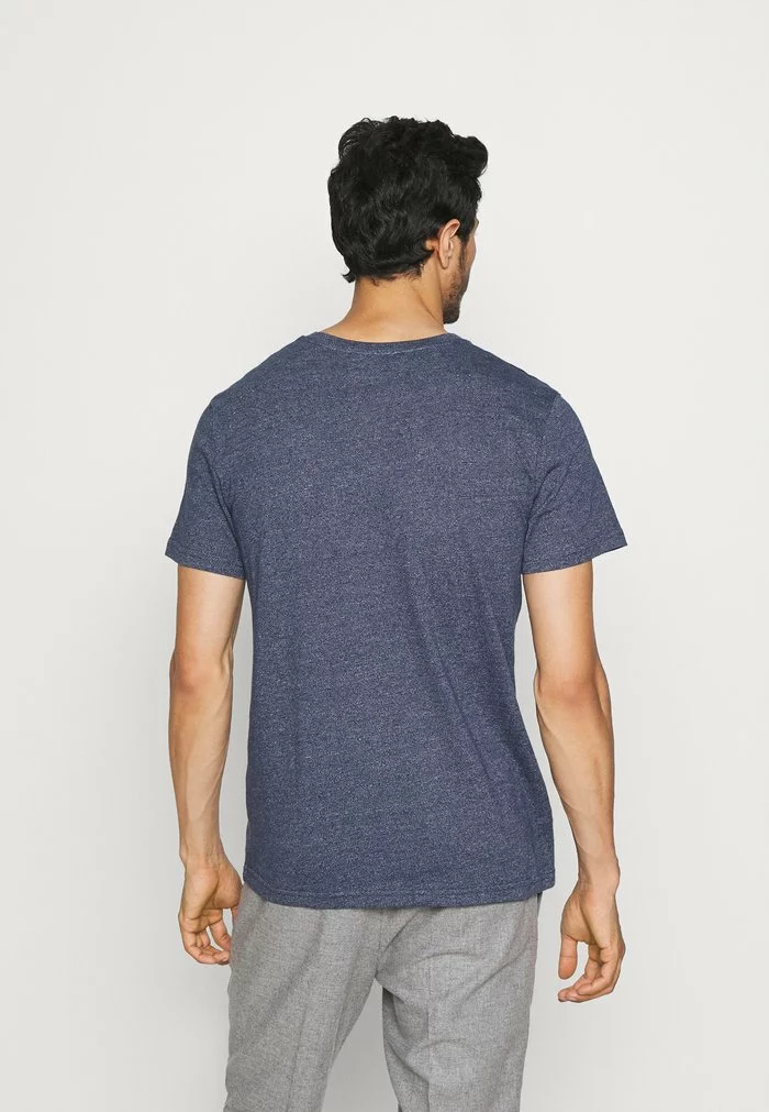 Selected Homme SLHDECKER O NECK TEE - T-shirt Basique - Dress Blues 3 Selected Homme SLHDECKER O NECK TEE - T-shirt Basique - Dress Blues – Image 3