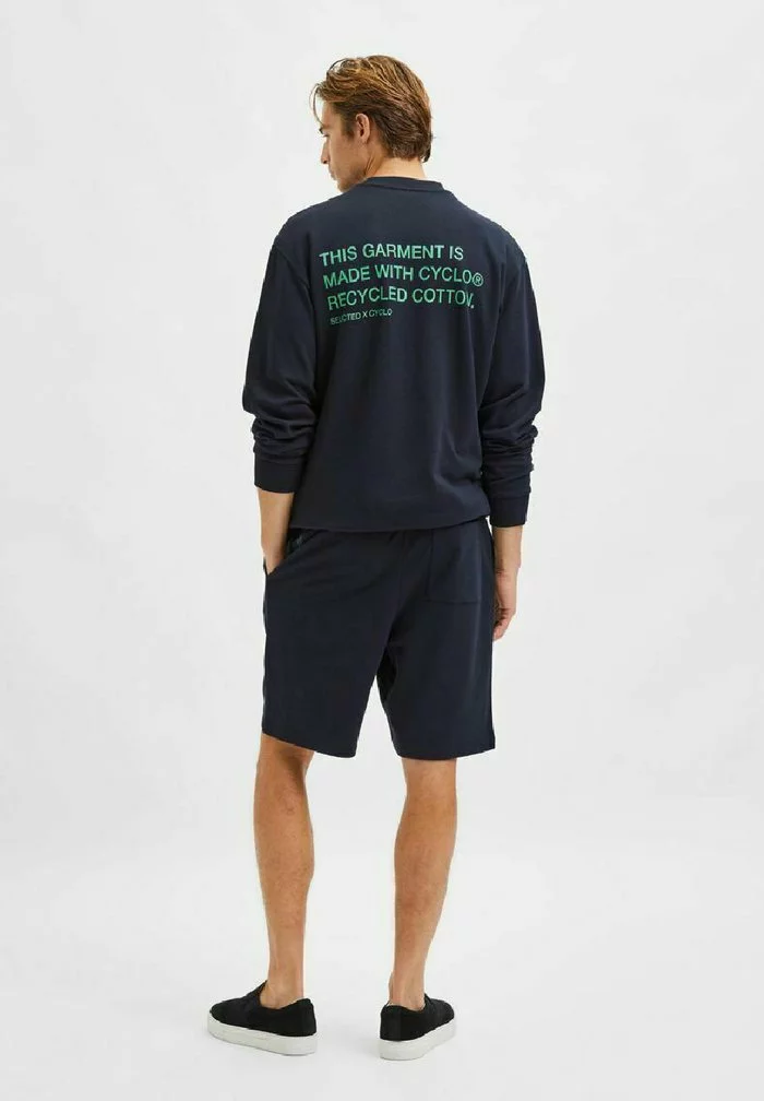 Selected Homme SLHLOOSEAAREN - Short - Navy Blazer 3 Selected Homme SLHLOOSEAAREN - Short - Navy Blazer – Image 3