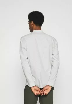 Selected Homme SLHSLIMMILTON STRIPES - Chemise Classique - Sky Blue 11 Selected Homme SLHSLIMMILTON STRIPES - Chemise Classique - Sky Blue -Selected Homme Soldes Boutique 9f260bfd66df471cbc95fd2ee7ae105f