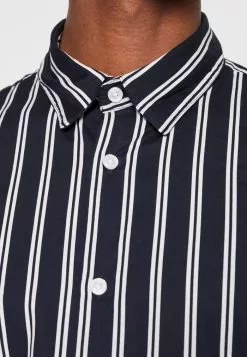 Selected Homme SLHREGVERIO - Chemise - Sky Captain Stripes -Selected Homme Soldes Boutique a19df58b07e04ab49079ac355685103f