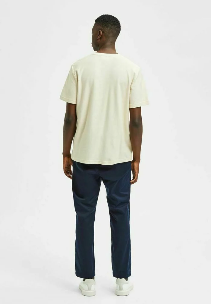 Selected Homme T-shirt Imprimé - Oatmeal 3 Selected Homme T-shirt Imprimé - Oatmeal – Image 3