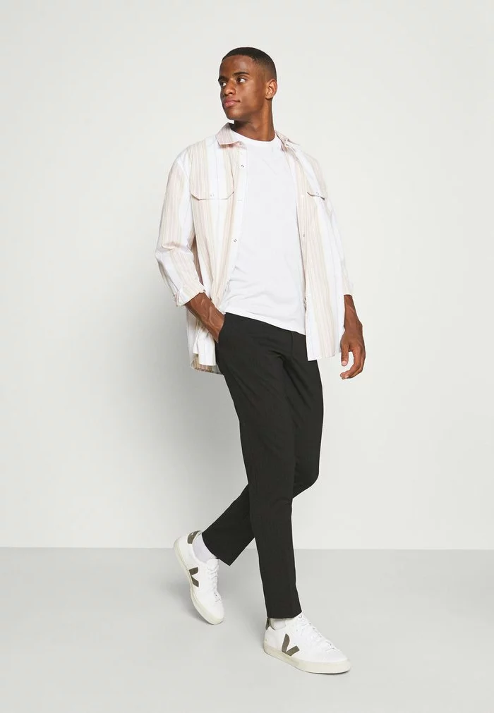 Selected Homme SLHSLIM PETE FLEX STRING - Pantalon Classique - Black 2 Selected Homme SLHSLIM PETE FLEX STRING - Pantalon Classique - Black – Image 2