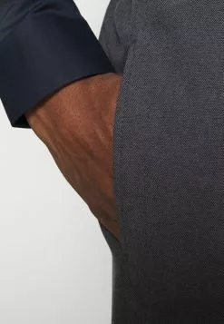 Selected Homme SLHMATTHEW - Costume - Dark Grey/structure -Selected Homme Soldes Boutique a6a304b5504c4596821d972e8469645d