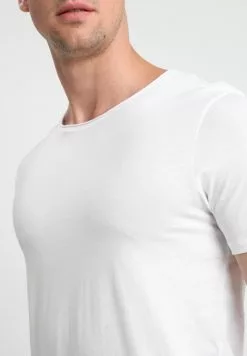 Selected Homme SLHLUKE O-NECK TEE - T-shirt Basique - Bright White -Selected Homme Soldes Boutique a9a767ce1bb9420ca43136b283984882
