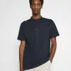 Selected Homme SLHRELAXVISTA - T-shirt Imprimé - Sky Captain