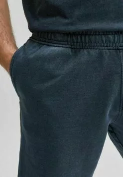 Selected Homme Short - Sky Captain 10 Selected Homme Short - Sky Captain -Selected Homme Soldes Boutique acef7186cc8b425d85fc7c3b7c962482