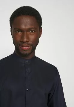 Selected Homme SLHSLIMMARK - Chemise Classique - Navy Blazer 9 Selected Homme SLHSLIMMARK - Chemise Classique - Navy Blazer -Selected Homme Soldes Boutique b07a0cdb34fc46d88b5350c18755e125