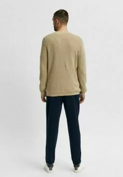 Selected Homme Pullover - Beige 8 Selected Homme Pullover - Beige -Selected Homme Soldes Boutique b4df4dfa21ac495f810005cd8043c8c9