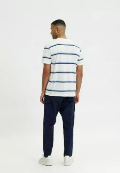 Selected Homme T-shirt Imprimé - Allure 8 Selected Homme T-shirt Imprimé - Allure -Selected Homme Soldes Boutique b5d720c90c804d9aa90efe698944e2af