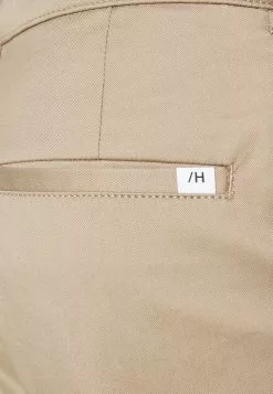 Selected Homme SLHSLIM TAPEREPTON FLEX PANTS - Chino - Chinchilla 9 Selected Homme SLHSLIM TAPEREPTON FLEX PANTS - Chino - Chinchilla -Selected Homme Soldes Boutique b7a968eccc3e4730a99a9565c1eedbad