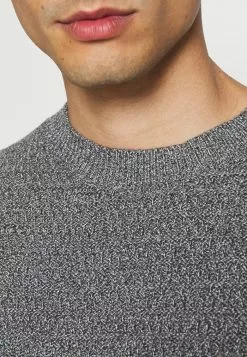 Selected Homme SLHCONRAD CREW NECK - Pullover - Jet Black -Selected Homme Soldes Boutique bd8fbe5ca3dd476f91d9e61b16e62b2a