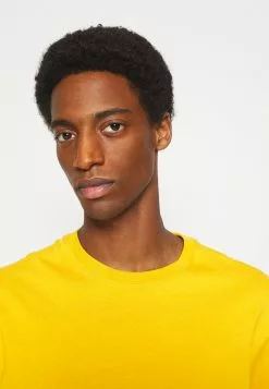 Selected Homme SLHLOOSEGILMAN O NECK TEE - T-shirt Basique - Mango Mojito -Selected Homme Soldes Boutique bf05b7bf5d264effac0e6f264905f65a