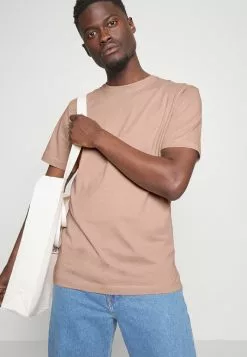 Selected Homme RELAXLANCE TEE - T-shirt Imprimé - Fawn 9 Selected Homme RELAXLANCE TEE - T-shirt Imprimé - Fawn -Selected Homme Soldes Boutique c01d83b396004ece929494bd4b789918