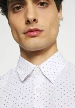 Selected Homme SLHSLIMNEW SHIRT - Chemise - Bright White -Selected Homme Soldes Boutique c75bfa1e58294c54b199f543681302ee