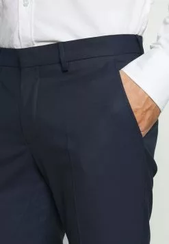 Selected Homme SLHSLIM MYLOHOLT NAVY SUIT - Costume - Navy 21 Selected Homme SLHSLIM MYLOHOLT NAVY SUIT - Costume - Navy -Selected Homme Soldes Boutique cd45a7e5e76d4222b2abd4bec1f8179b