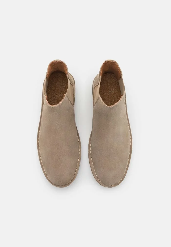 Selected Homme SLHRIGA CHELSEA BOOT - Bottines - Cornstalk 4 Selected Homme SLHRIGA CHELSEA BOOT - Bottines - Cornstalk – Image 4