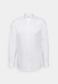 Selected Homme SLHREGETHAN SHIRT CUT AWAY - Chemise Classique - Bright White -Selected Homme Soldes Boutique d400cdaa2b6d4c1cba69da8364f074dc