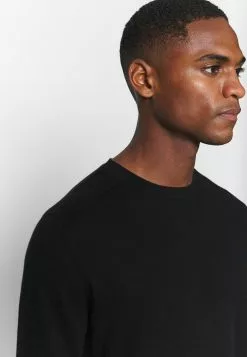 Selected Homme SLHBERG CREW NECK - Pullover - Black -Selected Homme Soldes Boutique d4234cd5adc24da8aa544aa1bf7272cd