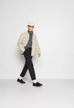 Selected Homme SLHLOOSEKODY SOLID - Chemise - Oatmeal