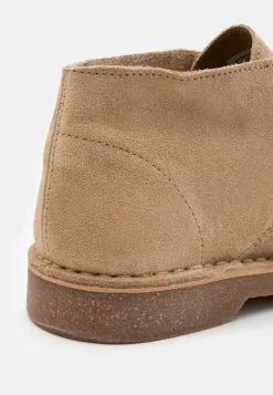 Selected Homme SLHRIGA DESERT BOOT - Bottines à Lacets - Sand 11 Selected Homme SLHRIGA DESERT BOOT - Bottines à Lacets - Sand -Selected Homme Soldes Boutique d64c805accc74770be865e000b78216a
