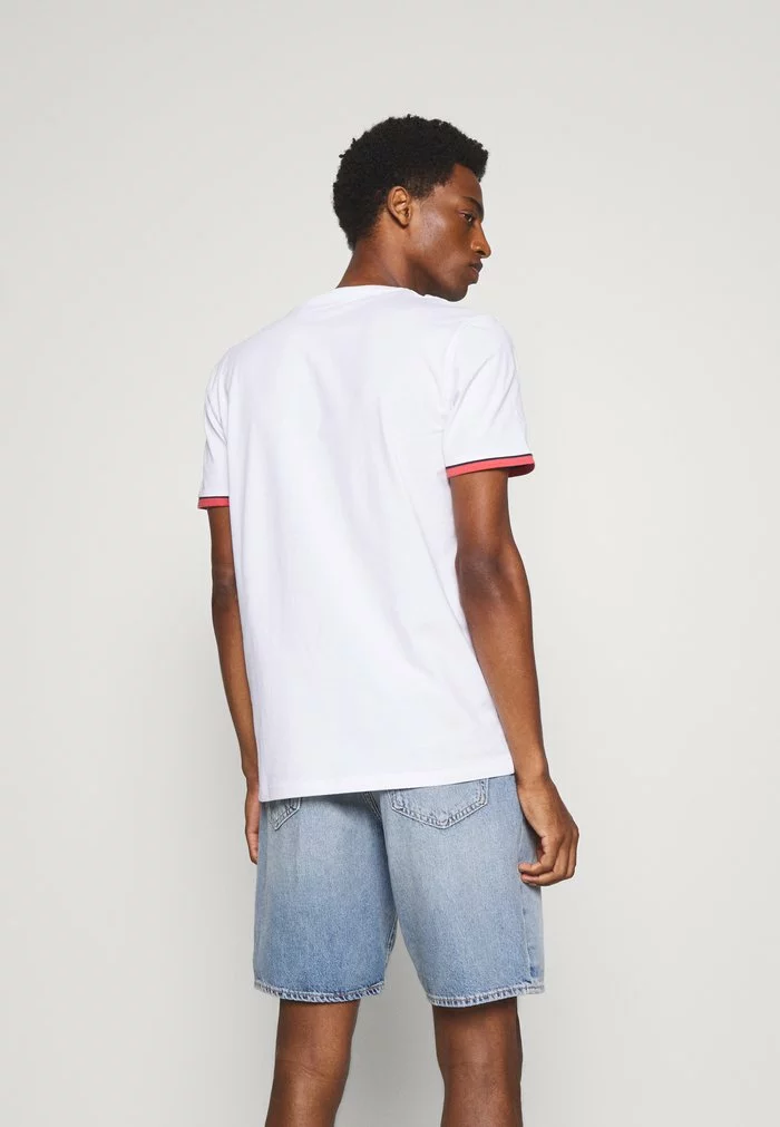 Selected Homme SLHREGPAT O NECK TEE - T-shirt Imprimé - White 3 Selected Homme SLHREGPAT O NECK TEE - T-shirt Imprimé - White – Image 3