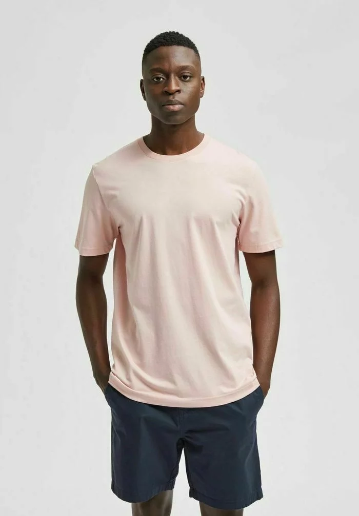 Selected Homme SLHNORMAN SS O-NECK S NOOS - T-shirt Basique - Silver Pink 1 Selected Homme SLHNORMAN SS O-NECK S NOOS - T-shirt Basique - Silver Pink