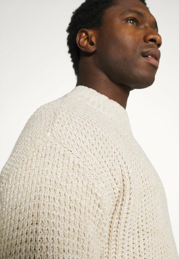 Selected Homme SLHNATHAN HIGH NECK - Pullover - Oyster Gray 5 Selected Homme SLHNATHAN HIGH NECK - Pullover - Oyster Gray – Image 5