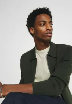 Selected Homme SLHNORMAN O NECK TEE - T-shirt Basique - Alfalfa 13 Selected Homme SLHNORMAN O NECK TEE - T-shirt Basique - Alfalfa -Selected Homme Soldes Boutique dff6391e54f94611a5dadac5a99ec8dd