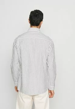 Selected Homme SLHREGNEW - Chemise - Smoke Green 9 Selected Homme SLHREGNEW - Chemise - Smoke Green -Selected Homme Soldes Boutique e1b4f6e3773547608b4e1d8451be5fe9