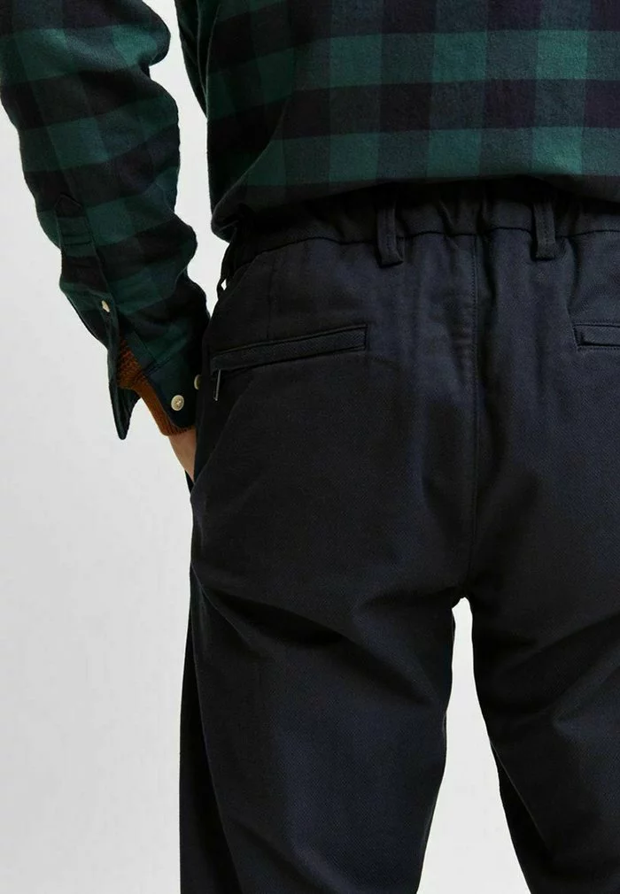 Selected Homme SLHSLIMTAPERED YORK - Chino - Dark Sapphire 5 Selected Homme SLHSLIMTAPERED YORK - Chino - Dark Sapphire – Image 5