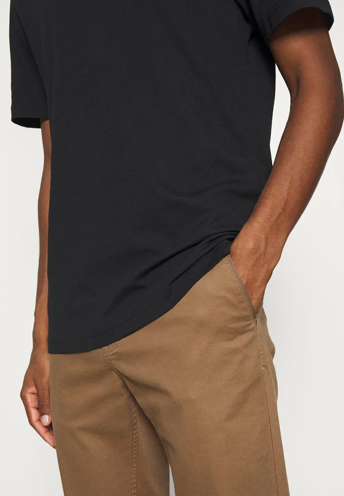 Selected Homme SLHRELAXCOLMAN O NECK - T-shirt Basique - Black 6 Selected Homme SLHRELAXCOLMAN O NECK - T-shirt Basique - Black – Image 6