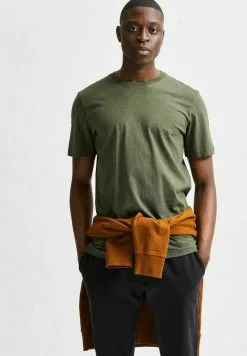 Selected Homme SLHNORMAN SS O-NECK S NOOS - T-shirt Basique - Forest Night -Selected Homme Soldes Boutique e5280837b54e42db8892ba56dcbd70f8