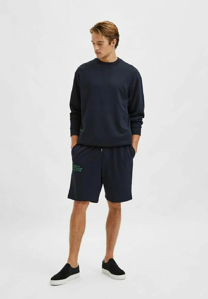 Selected Homme SLHLOOSEAAREN - Short - Navy Blazer 4 Selected Homme SLHLOOSEAAREN - Short - Navy Blazer – Image 4