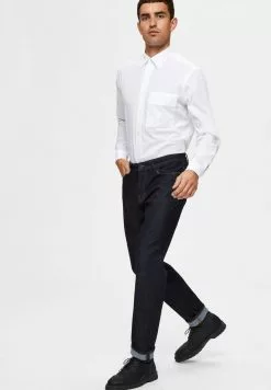 Selected Homme Jean Droit - Black Denim 9 Selected Homme Jean Droit - Black Denim -Selected Homme Soldes Boutique e94a3dc8ffc349a3aa15f88f2e2b130f