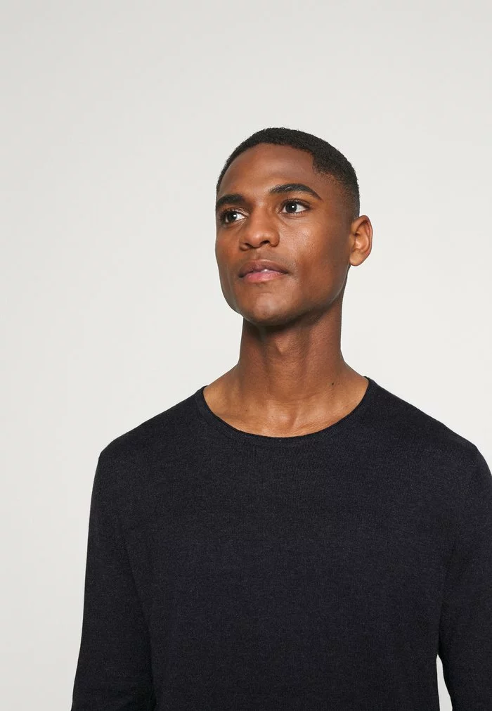 Selected Homme SLHROME LS CREW NECK G NOOS - Pullover - Dark Sapphire 6 Selected Homme SLHROME LS CREW NECK G NOOS - Pullover - Dark Sapphire – Image 6