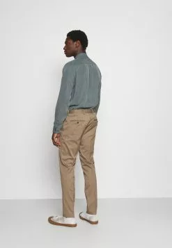 Selected Homme SLHSLIM MYLOLOGAN - Pantalon Classique - Camel -Selected Homme Soldes Boutique f02230c15e514699938800da4d06306d